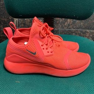 Nike running shoes size 7.5